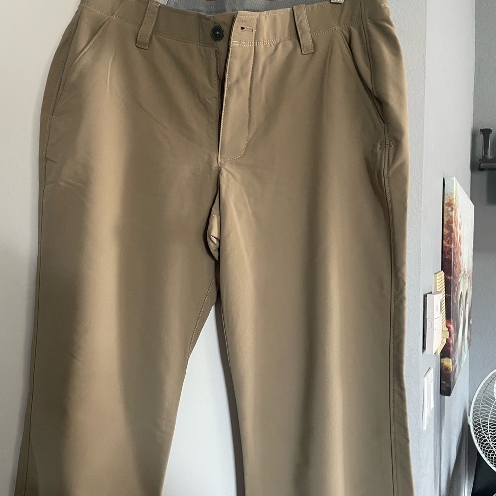 Under Armour Tan Golf Pants Relaxed Fit